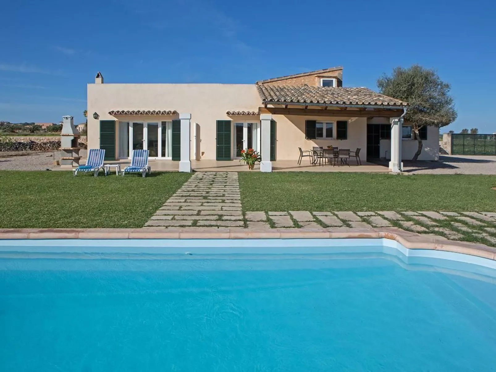 In Campos mit Privatem Pool