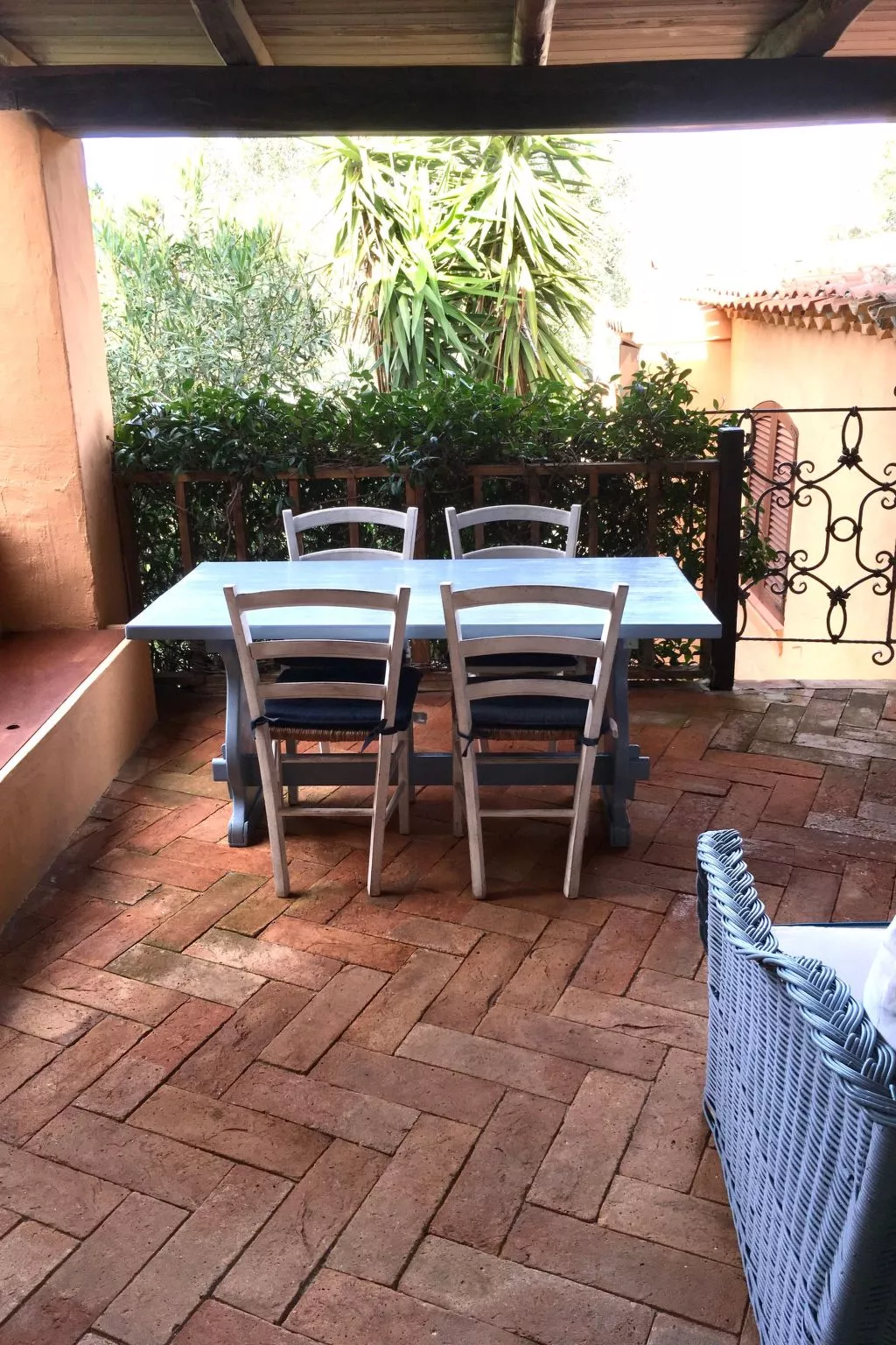 Tolle Wohnung in Liscia Di Vacca mit Grill und Garten