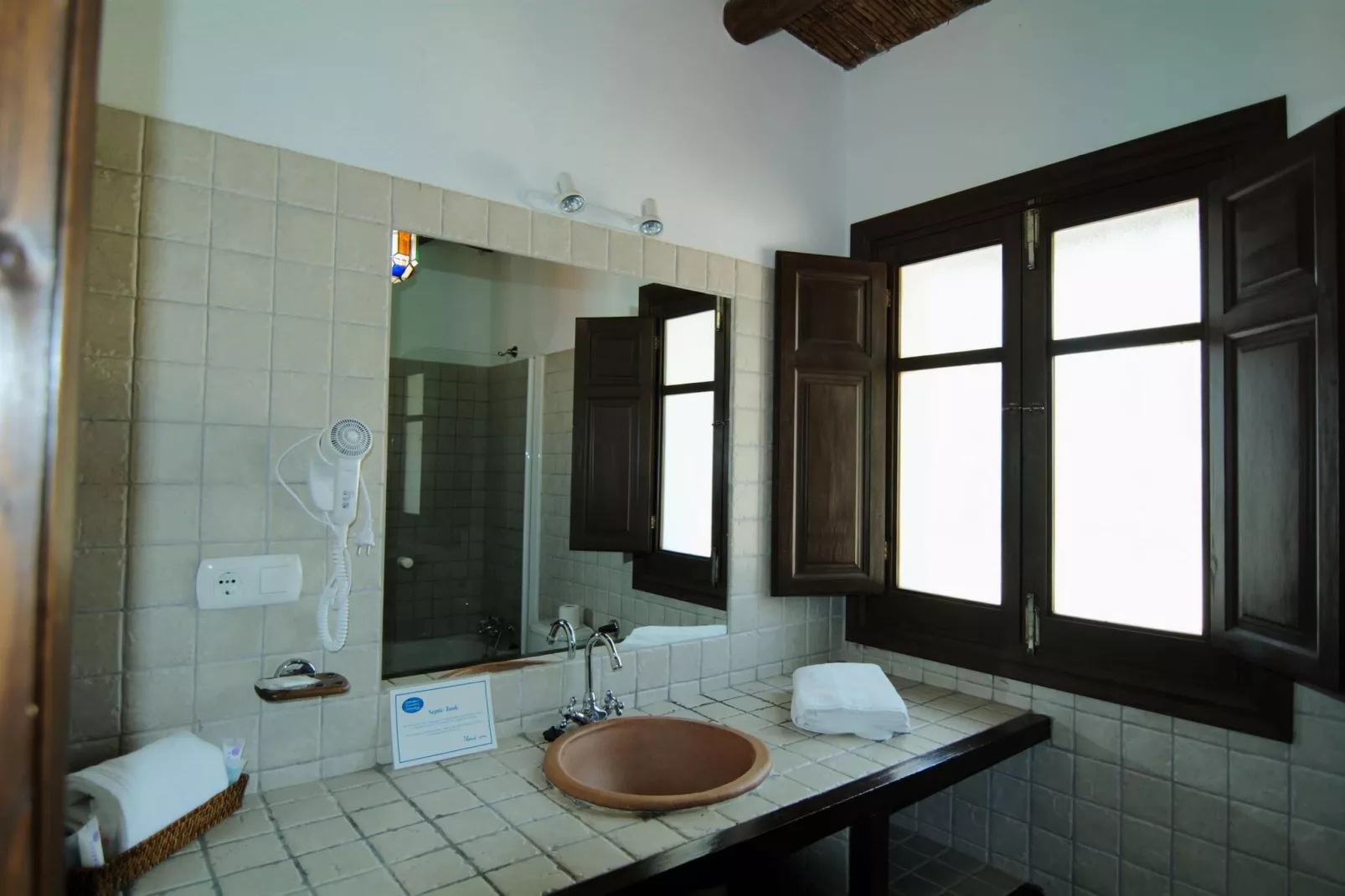 Cortijo Los Olivos-Bathroom