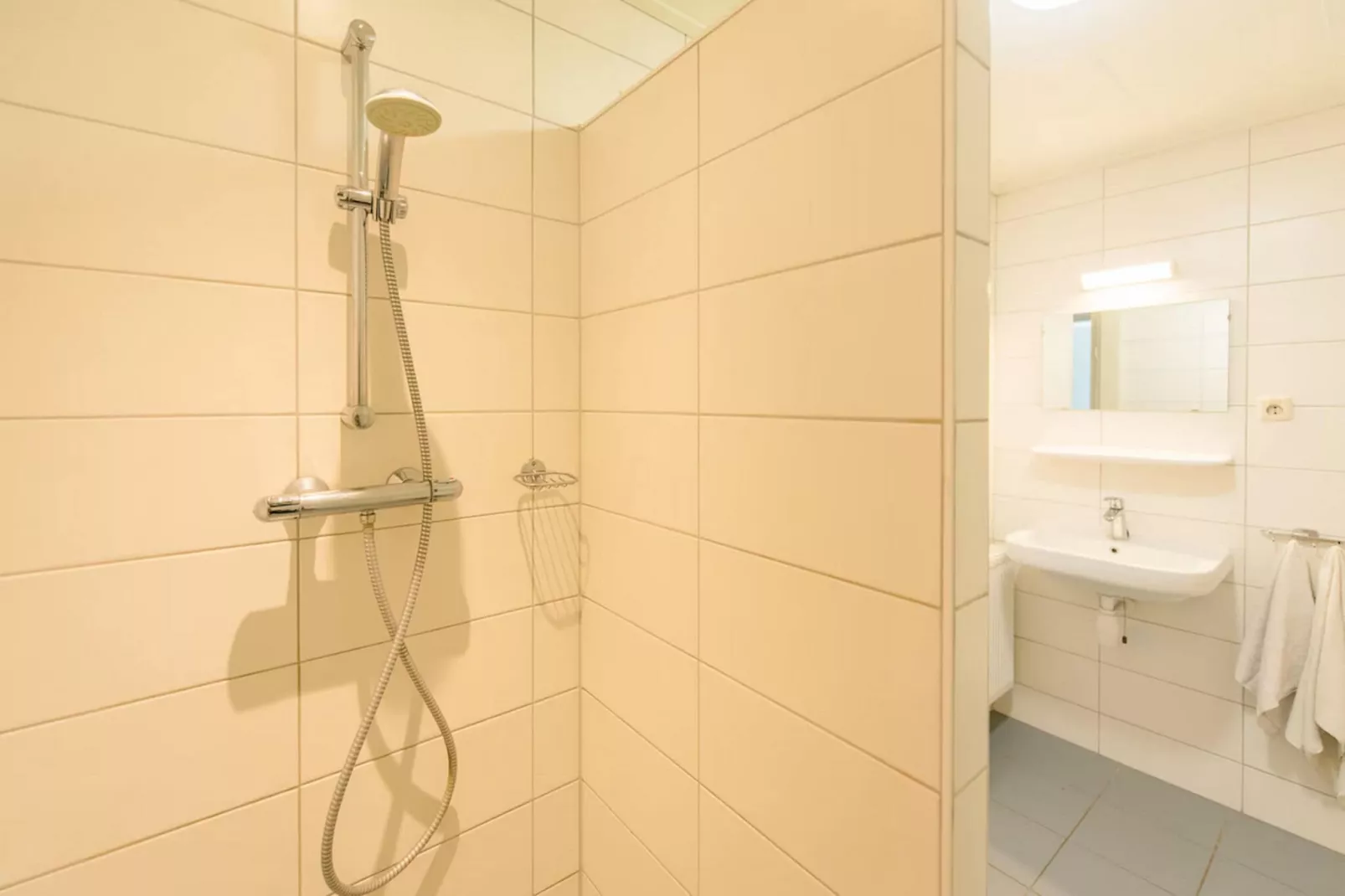 Vakantiepark Boomhiemke 1-Salle de bain