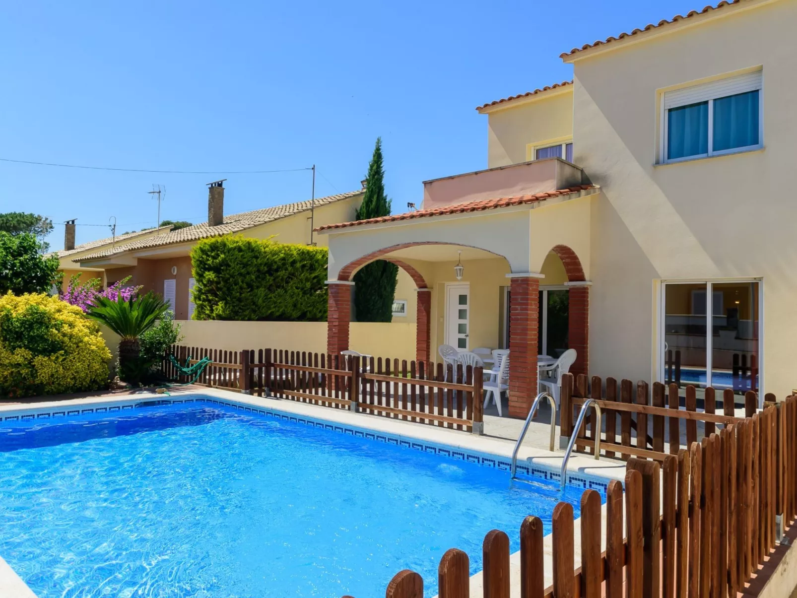 Costabravaforrent Ricardell, Haus mit Pool