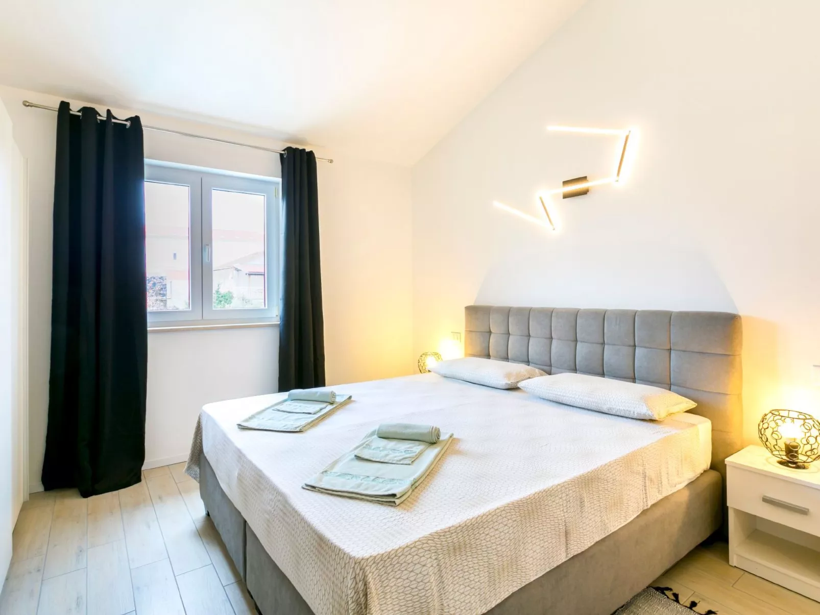 "Suzy" mit privatem Pool-Inside