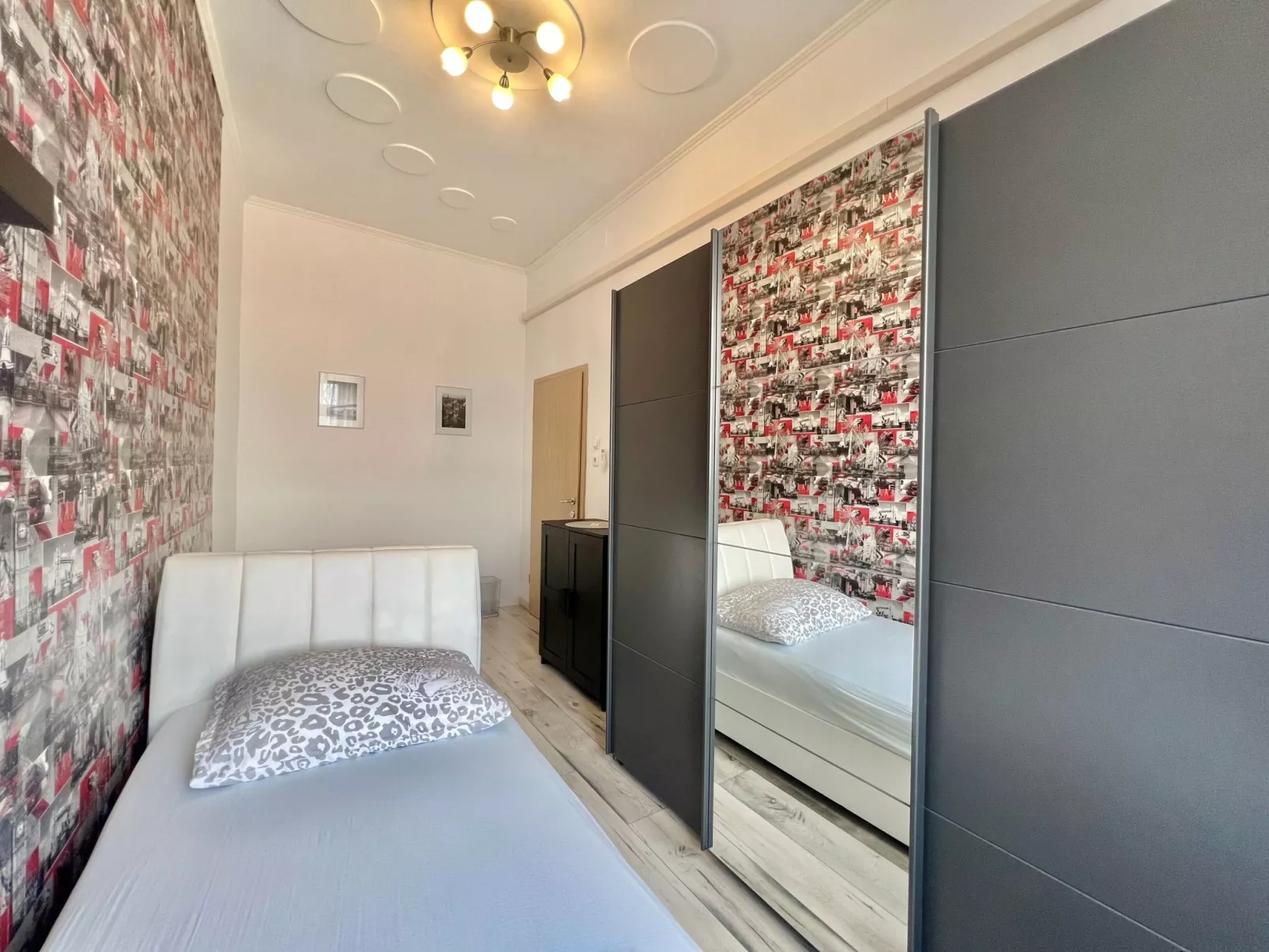 Holiday house Lona-Inside