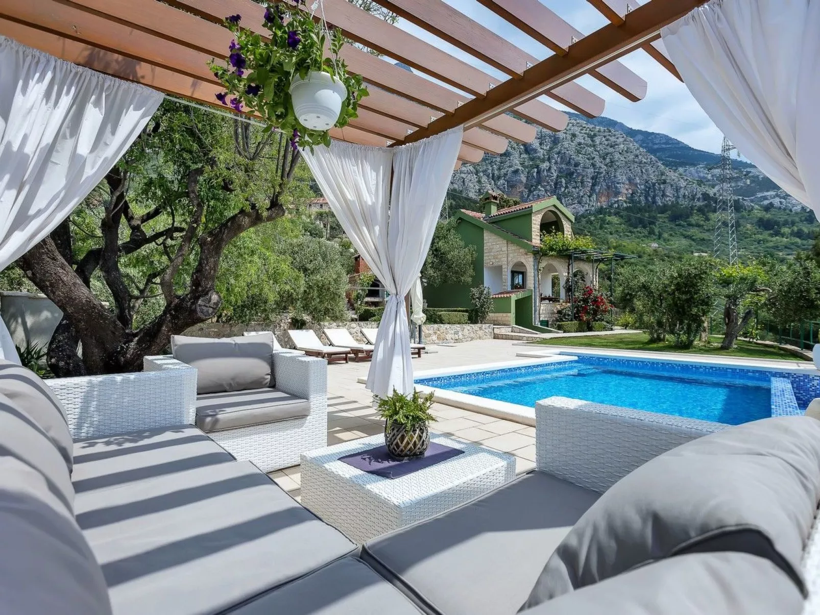 Haus Maria Mendula-Inside