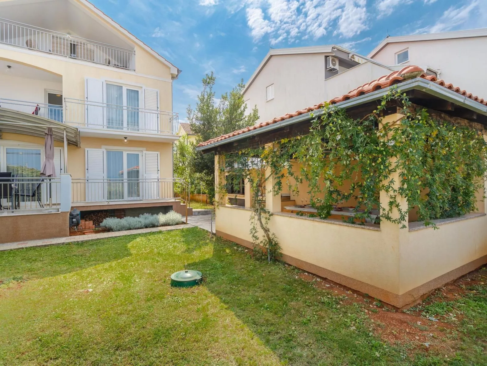 Ferienvilla "Budimir"-Outside