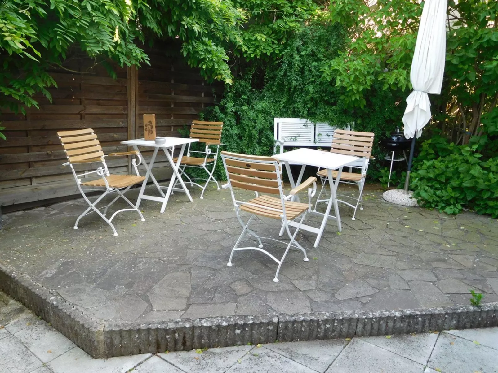 Ferienwohnungen Ansbach - Your Home away from Home-Draußen