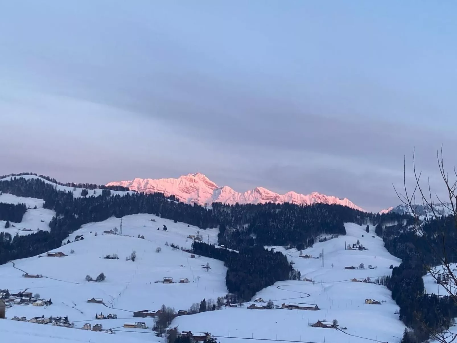 Sonnige Maisonette-Dehors