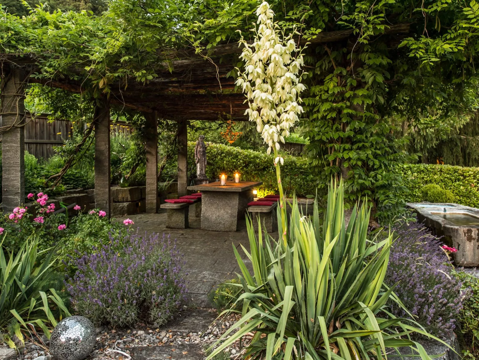 Spycher-Lodge-Dehors