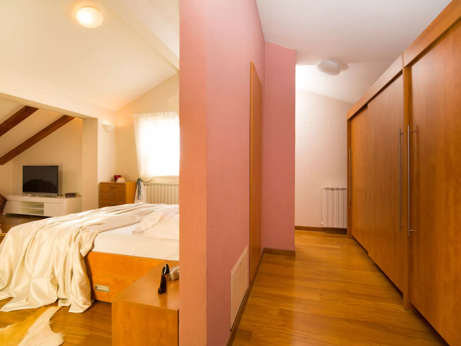 Ferienvilla mit Garten, Grill und Terrasse-Dedans