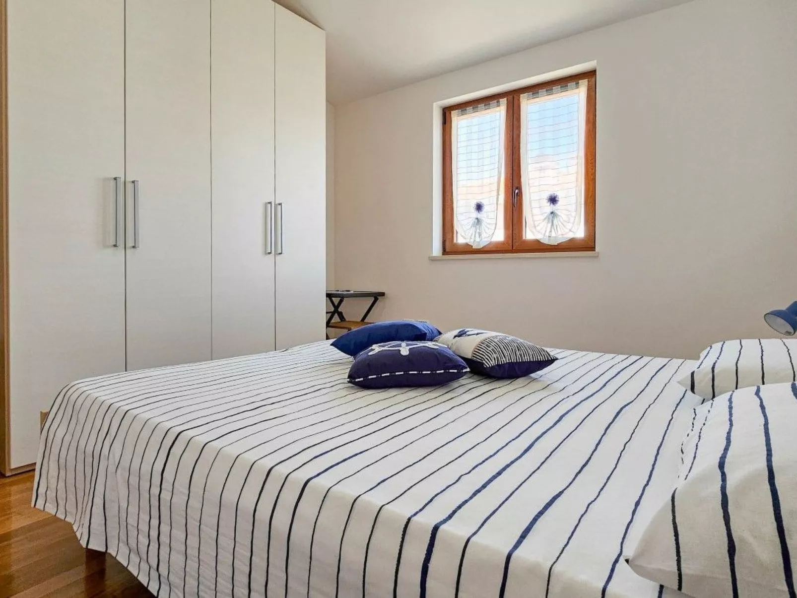 "Fabiola" mit Balkon - Drinnen