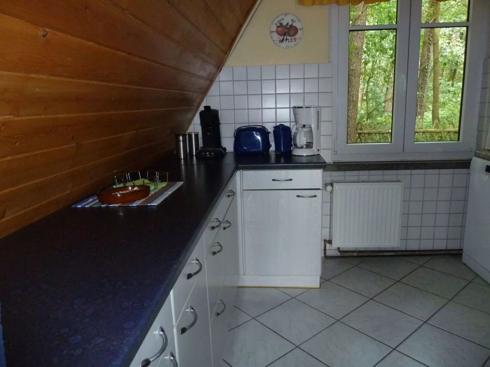 In ruhiger Lage am Waldrand mit Terrasse und großem Grundstück