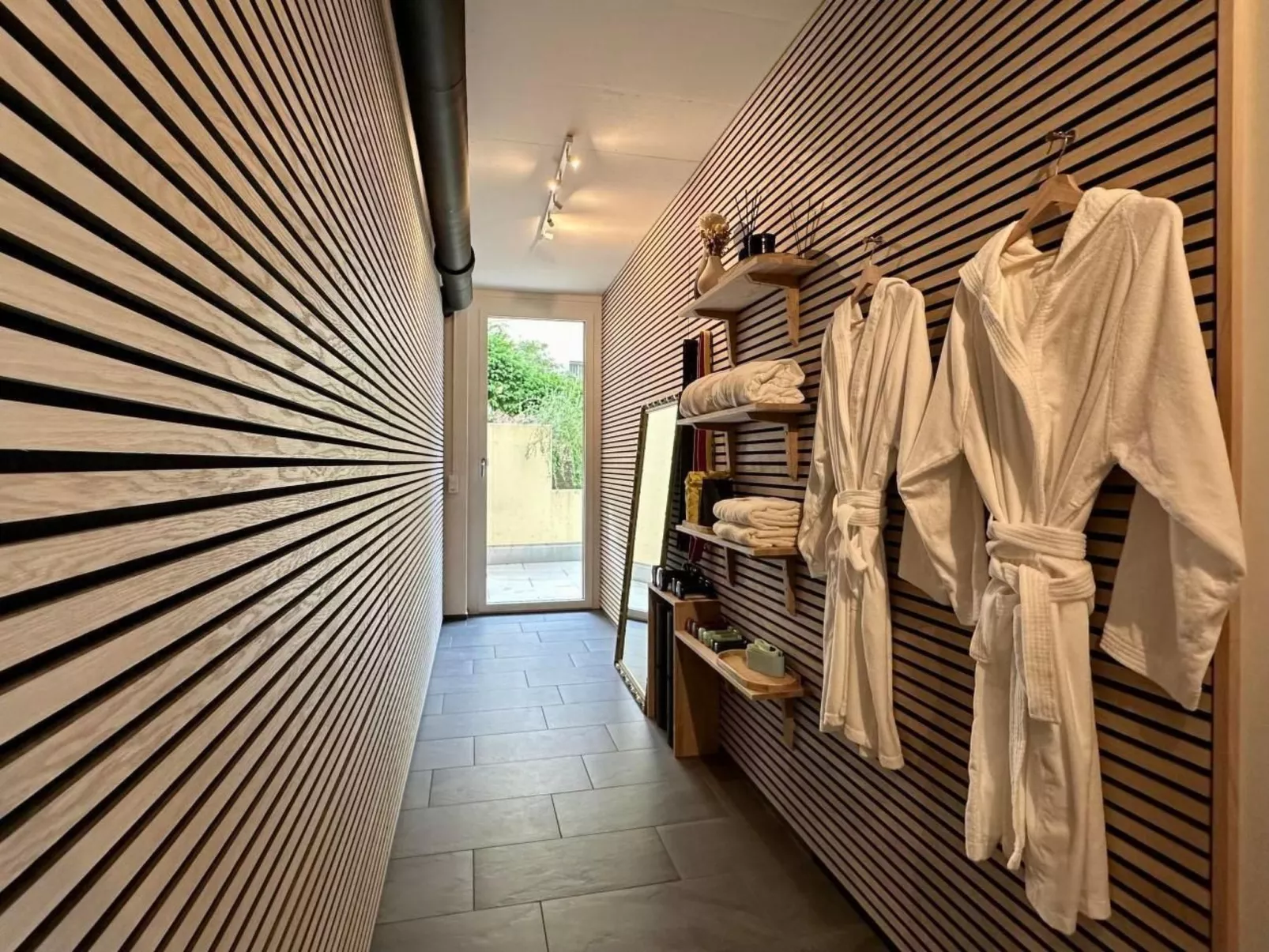 "Lakeview" - a design holiday home-Inside