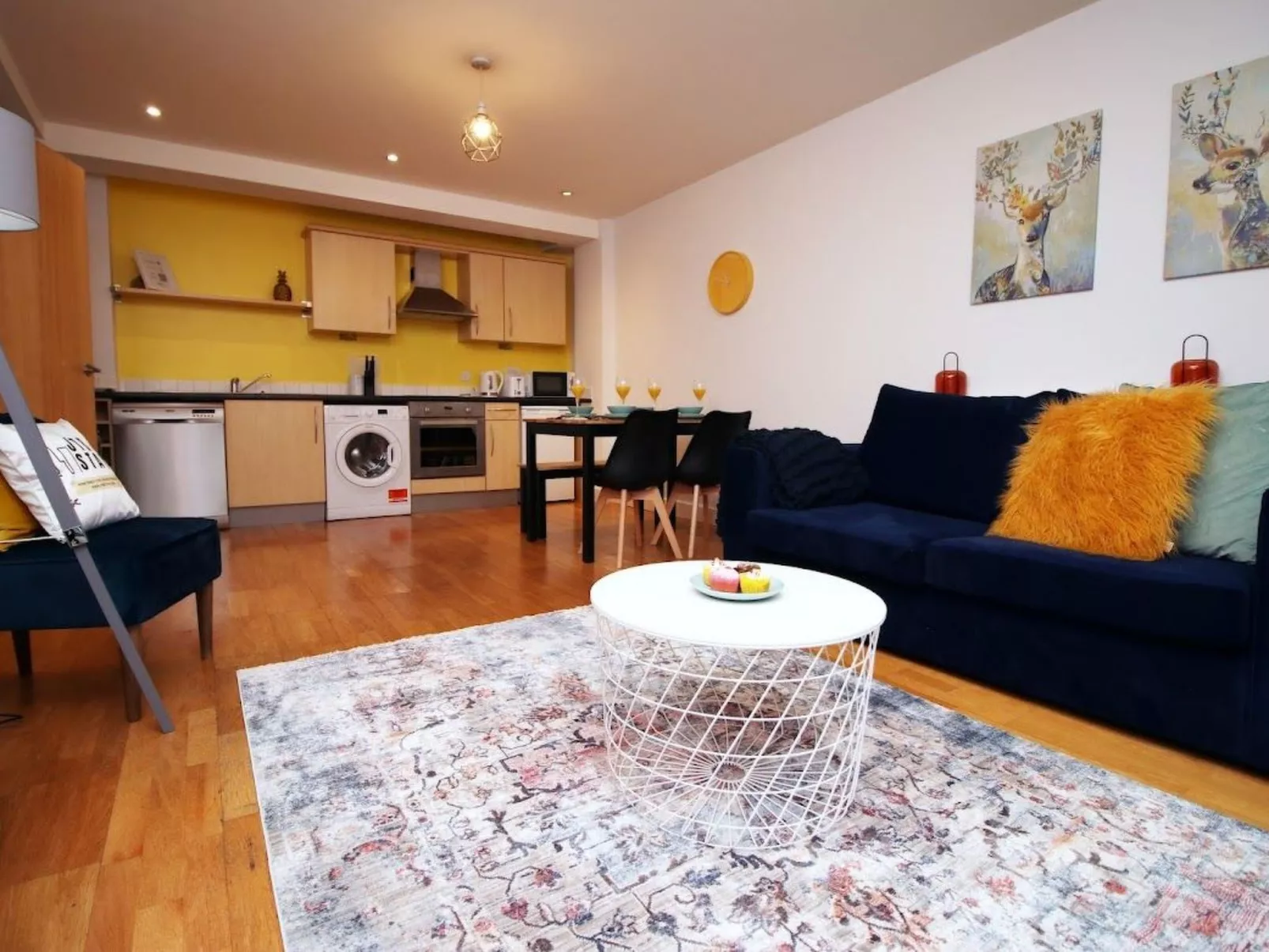 Zentrale Wohnung Bristol, 2 Betten, Balkon, Wi-Fi