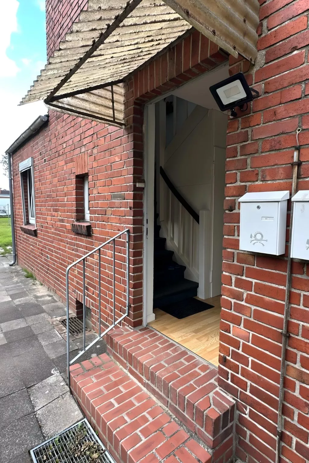 Ap. NeuenHOUSE I-Outside