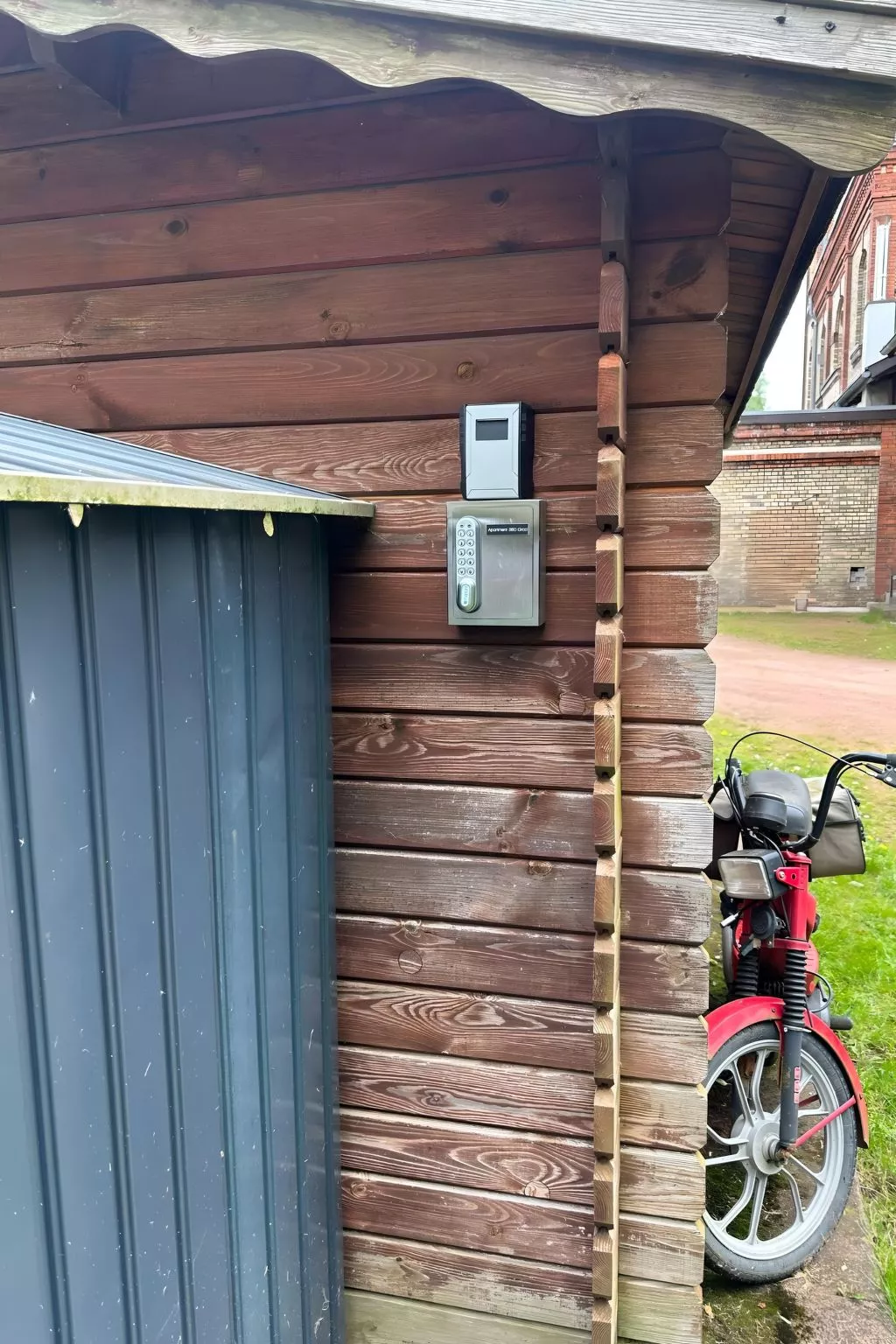 Wohnen im Turm-Draußen