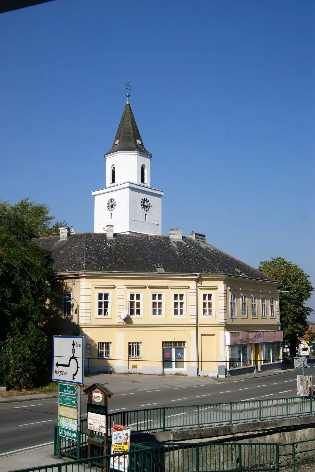 In der Nähe von Wien-Dehors