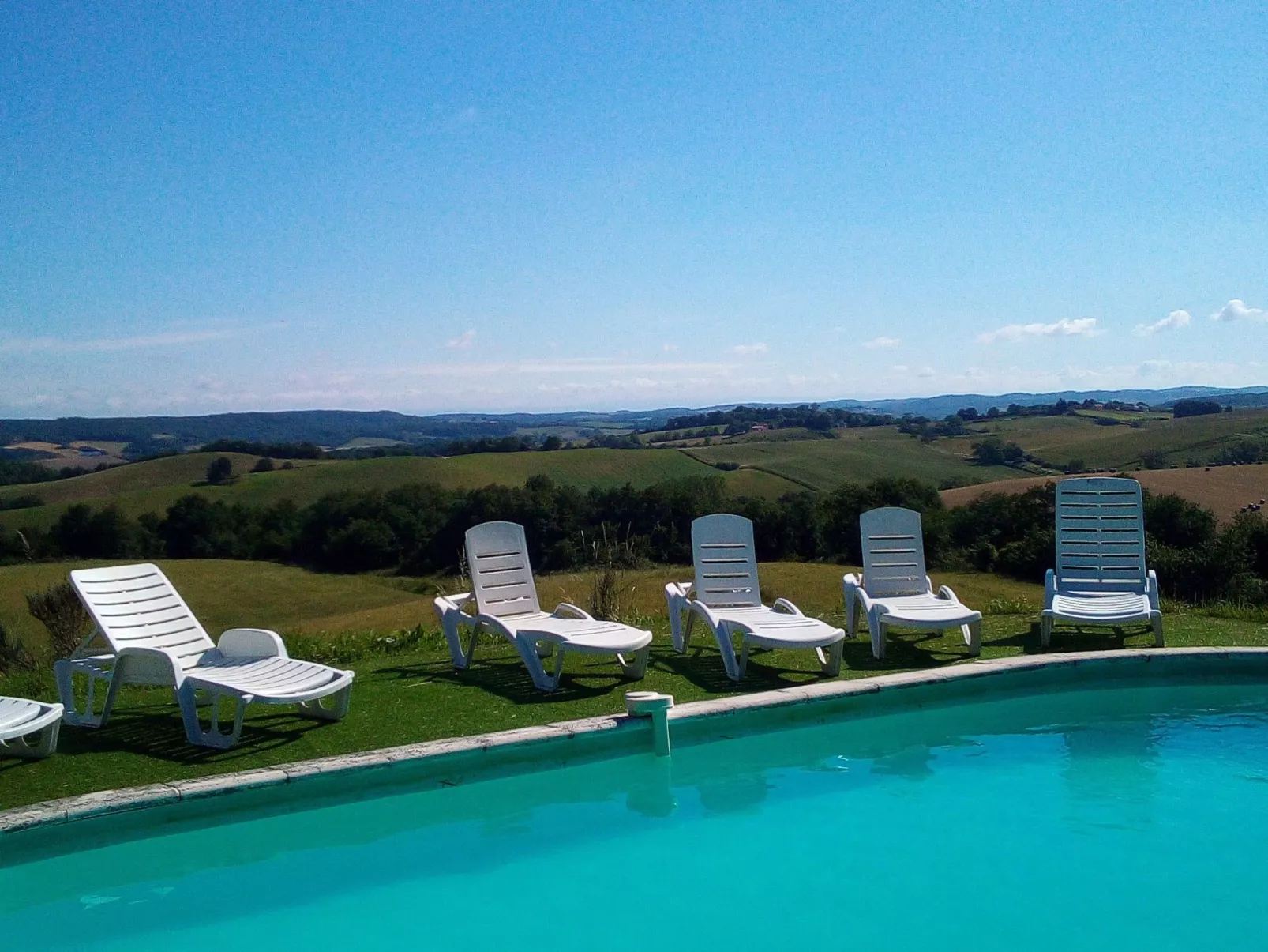 Schönes Ferienhaus mit Pool in Villautou