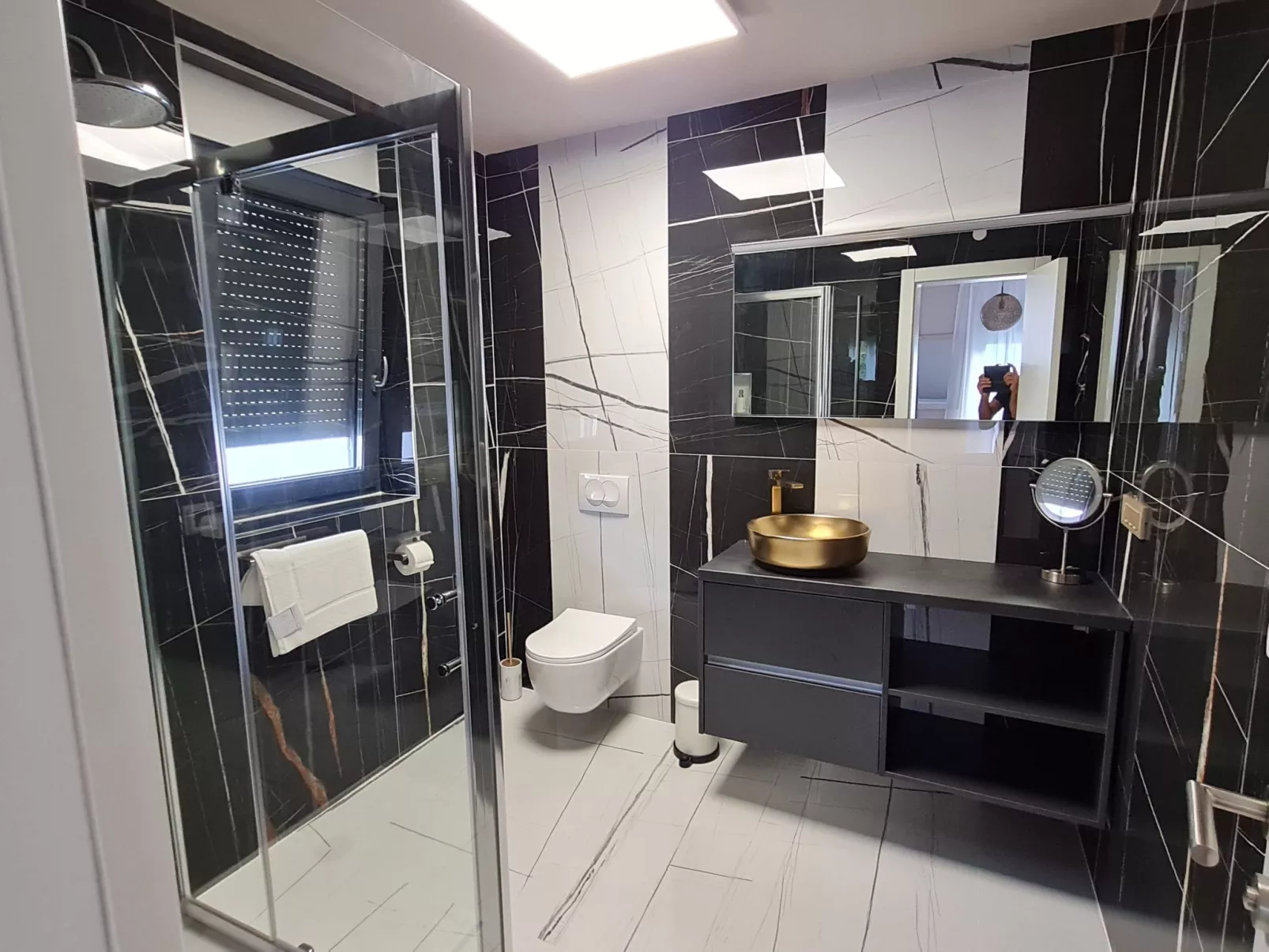 Villa "Val 21" mit Pool, Fitness und Sauna-Image-tags.info