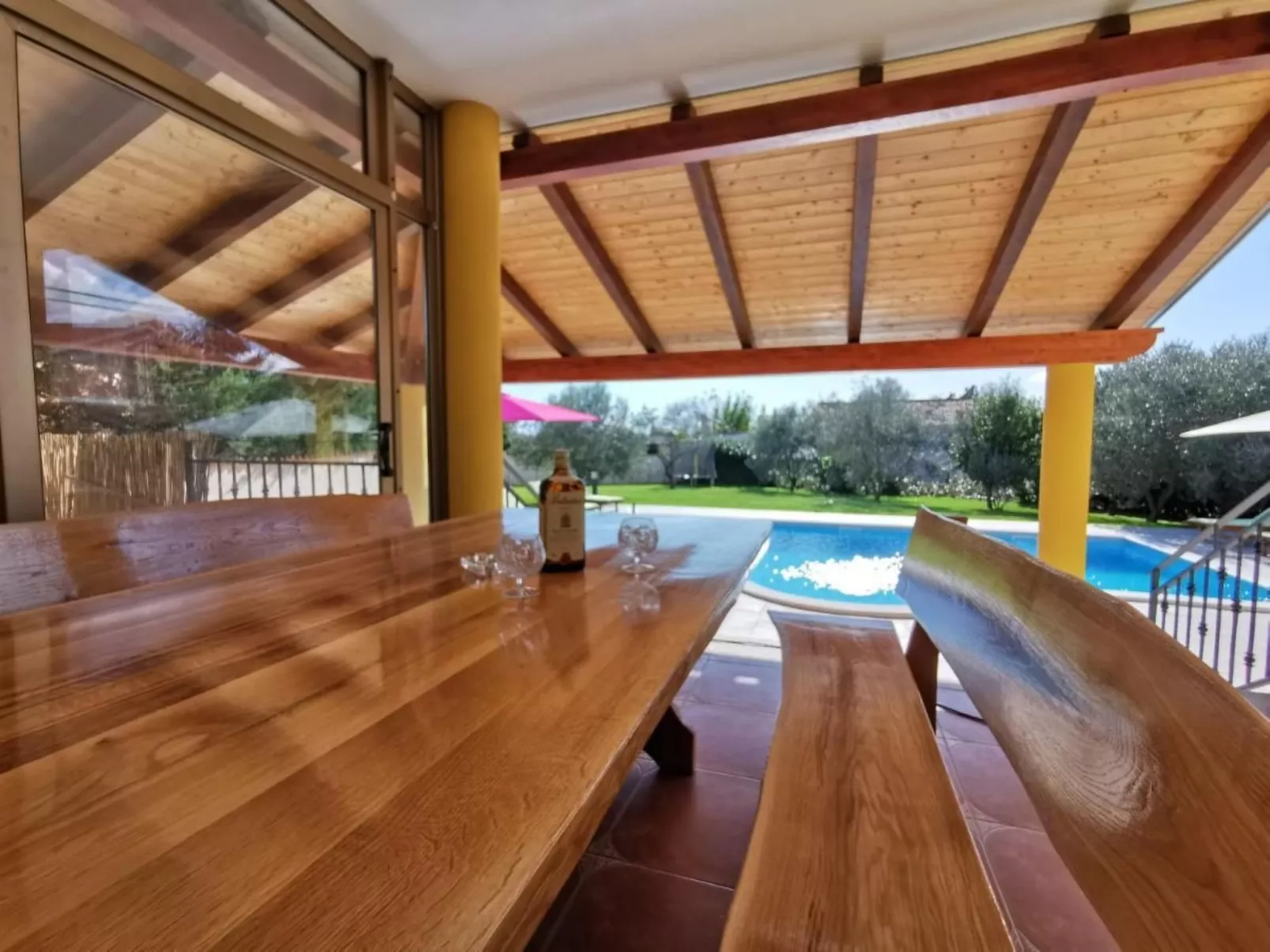 Ferienvilla mit eigenem Garten und Grill-Image-tags.info