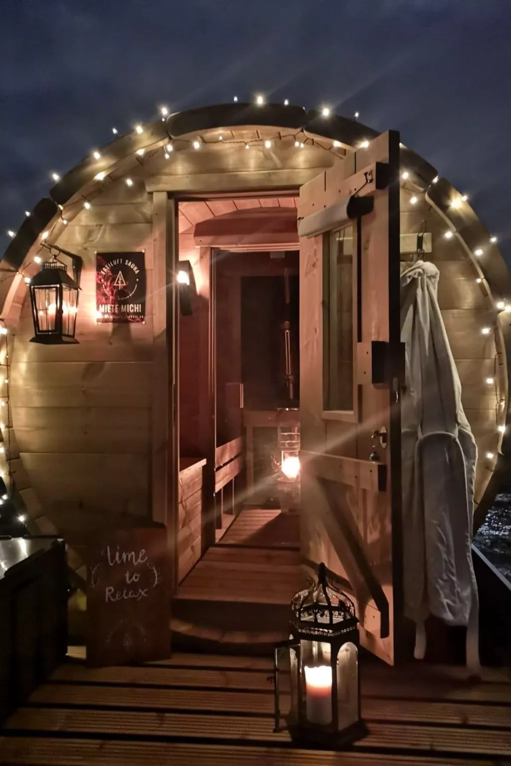 Moderne Ferienwohnung mit Hot Tub und Fasssauna-Image-tags.info