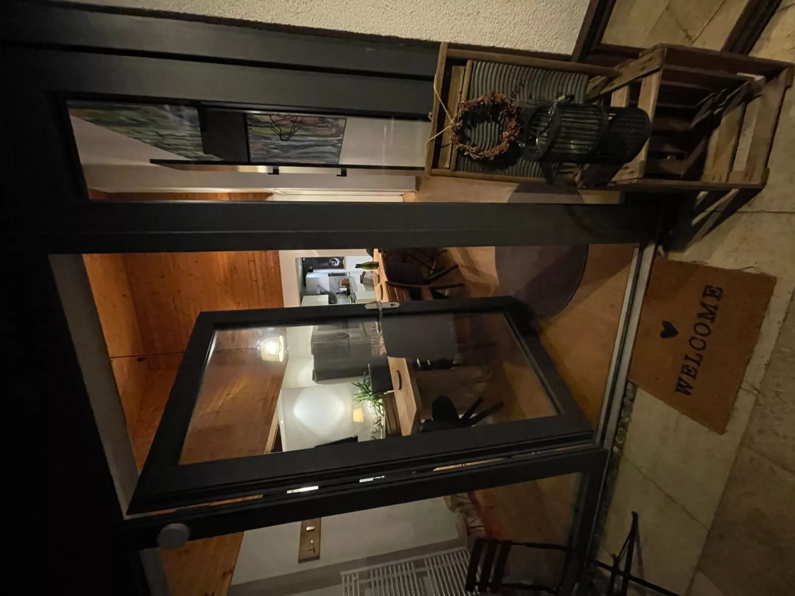 Max Mountain View-Drinnen