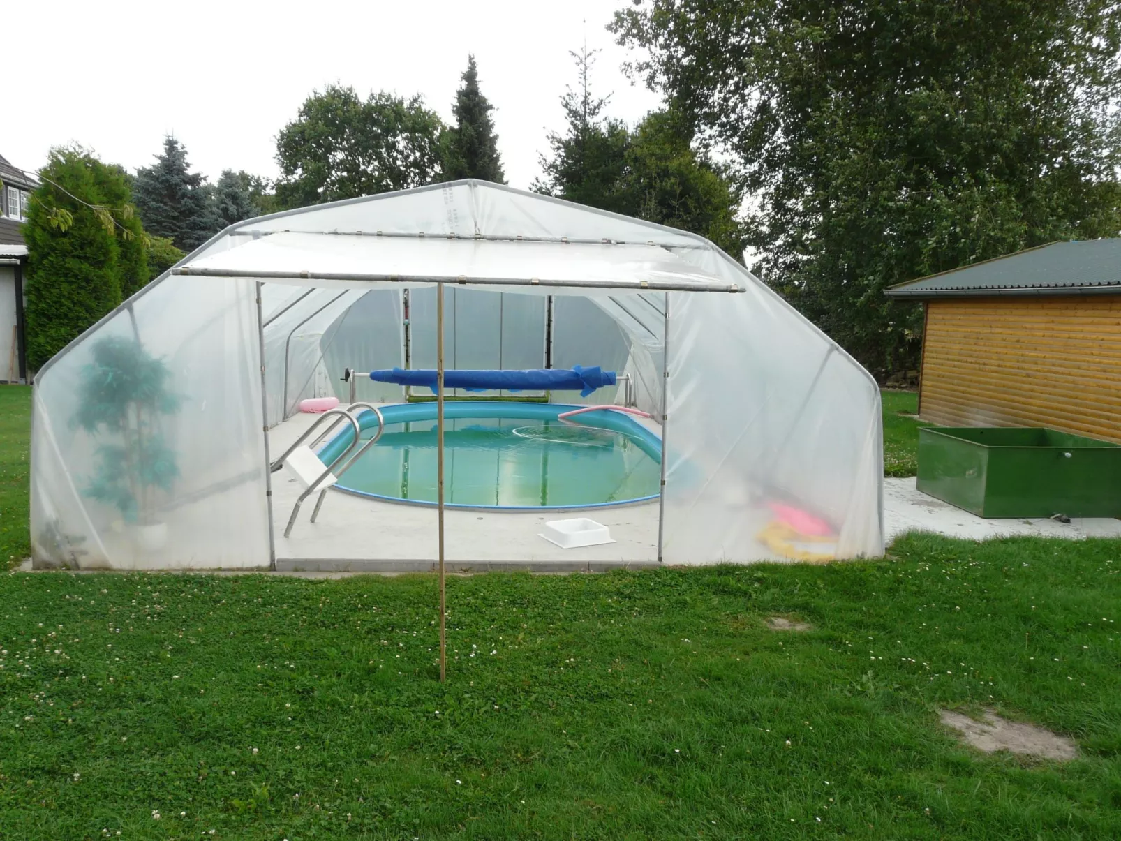 Für 16 Personen mit Terrasse