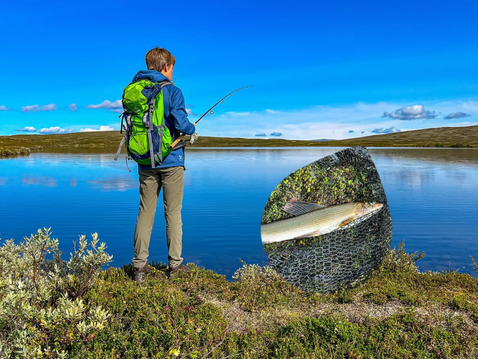 Gemütliches Blockhaus mit Kamin im Oviksfjäll-Draußen