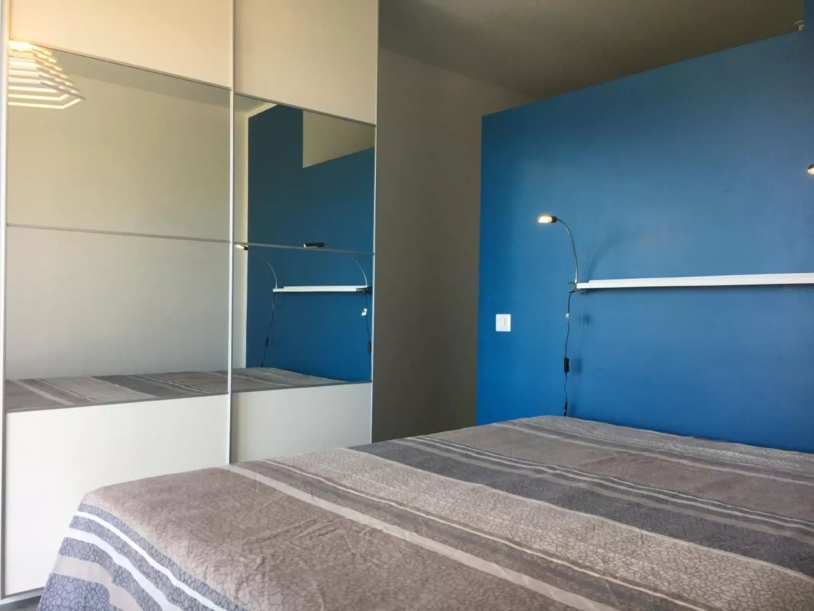 Unabhängige Unterkunft mit Meer- und Poolblick-Inside