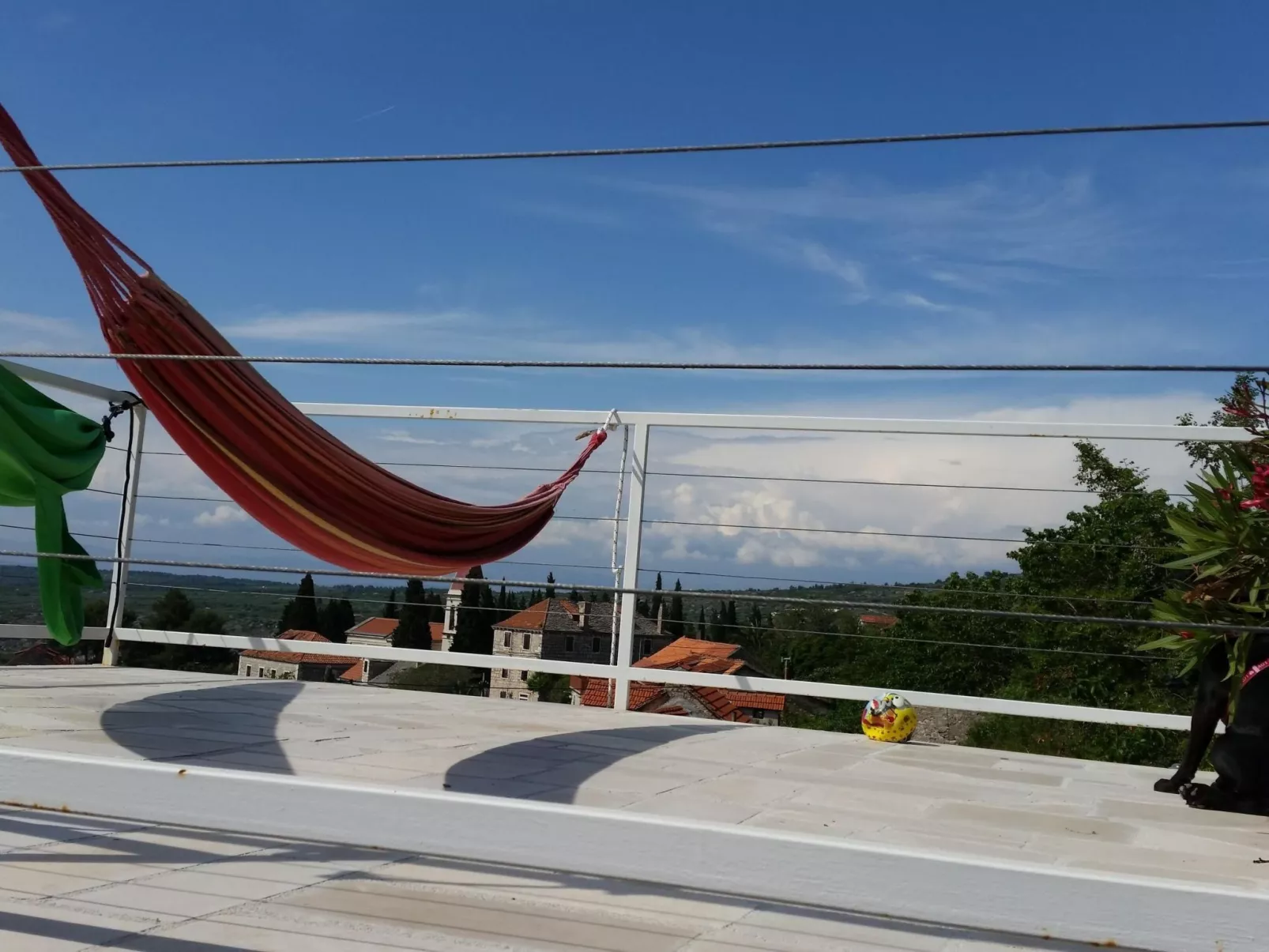 Charmantes Steinhaus mit Pool und Panoramablick-Dehors