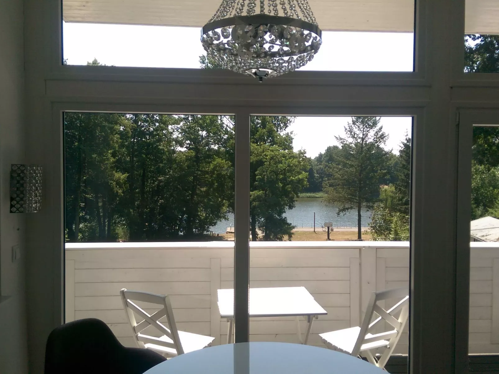 In Süd-Waldhanglage mit Seeblick