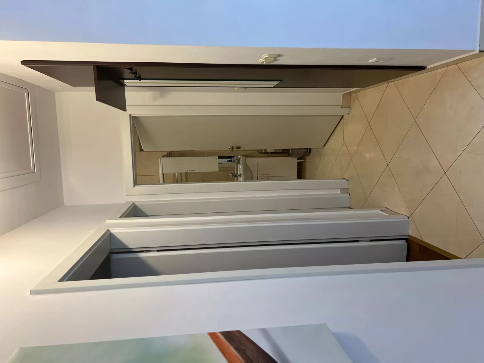 Modernes Ferienhaus in Dobropoljana mit Terrasse, Garten und Grill-Inside