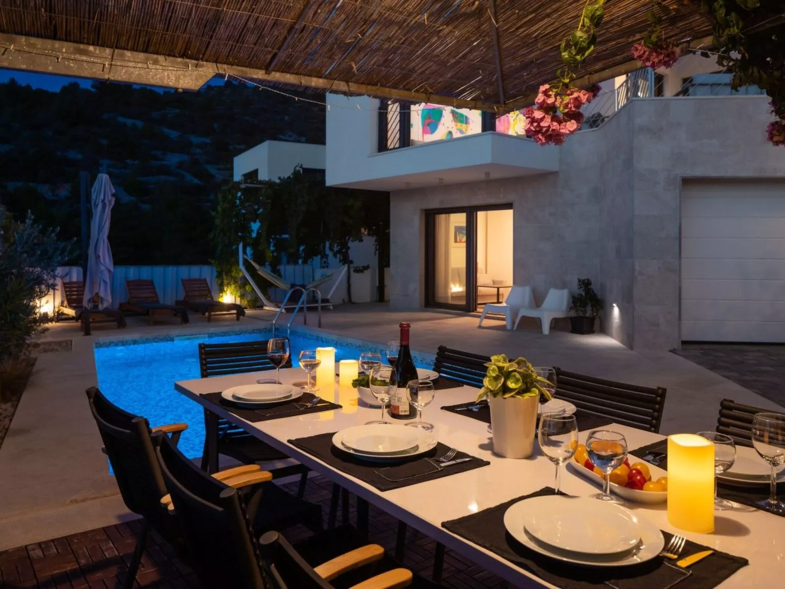 Villa mit Hydromassage und beheiztem Pool