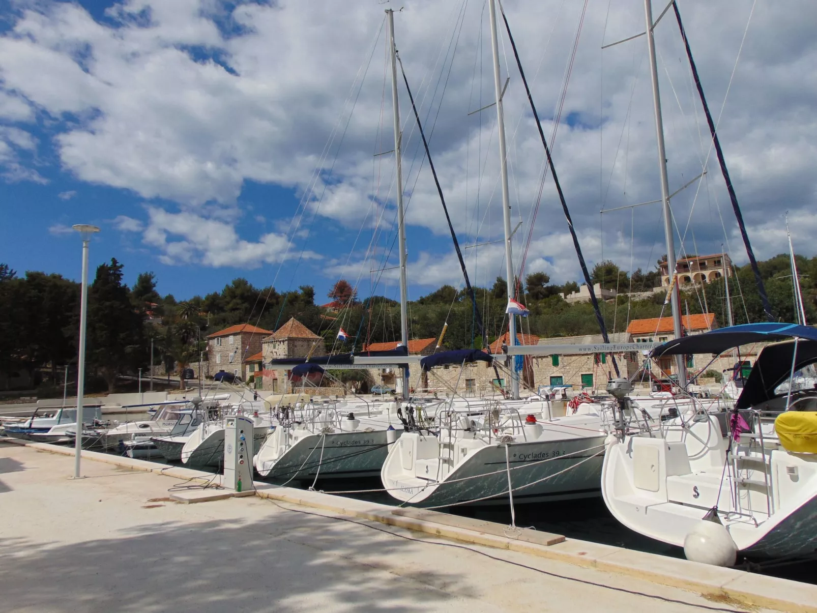 Charmante Ferienwohnung Fana-Outside