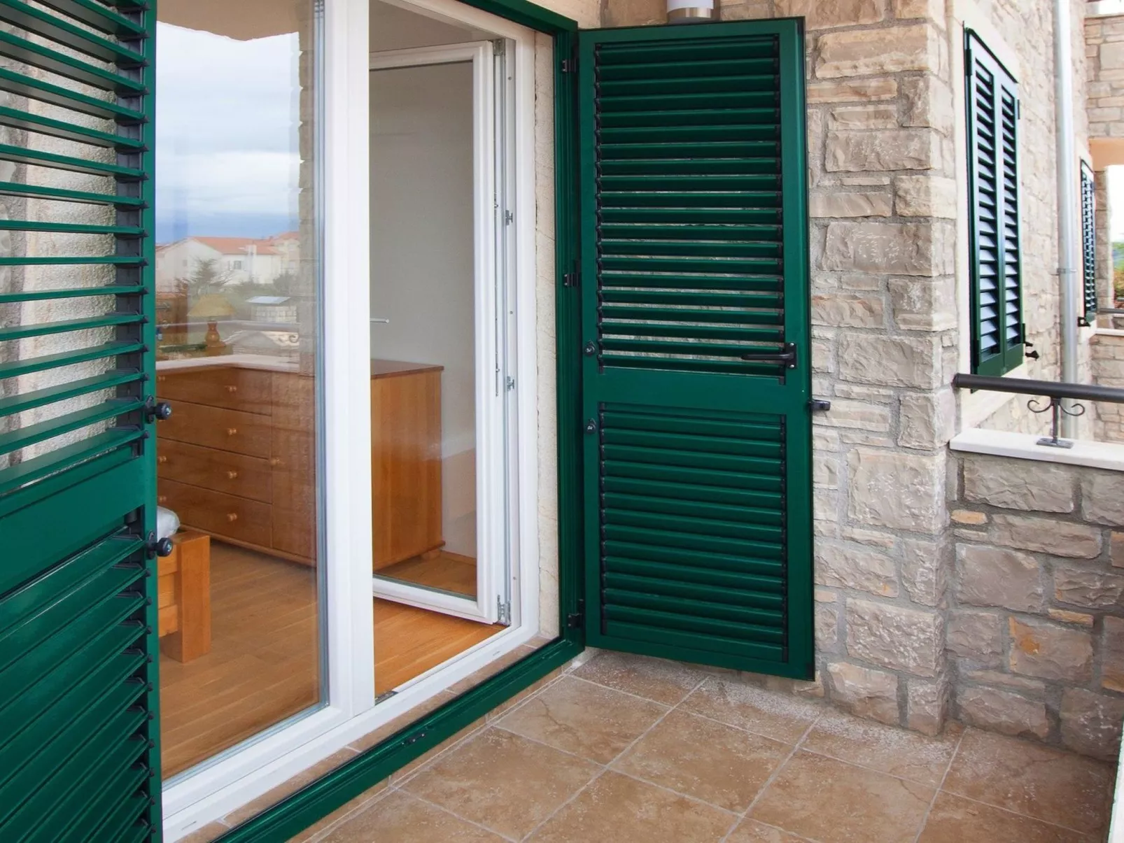 Studio-Wohnung " Trio 12 "