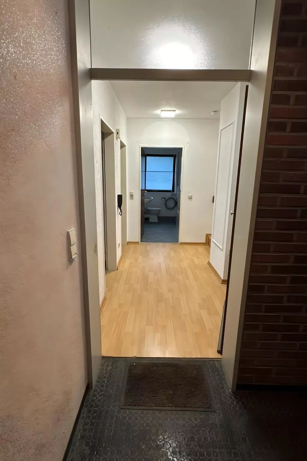 Ap. Ruhe[pause] I-Drinnen