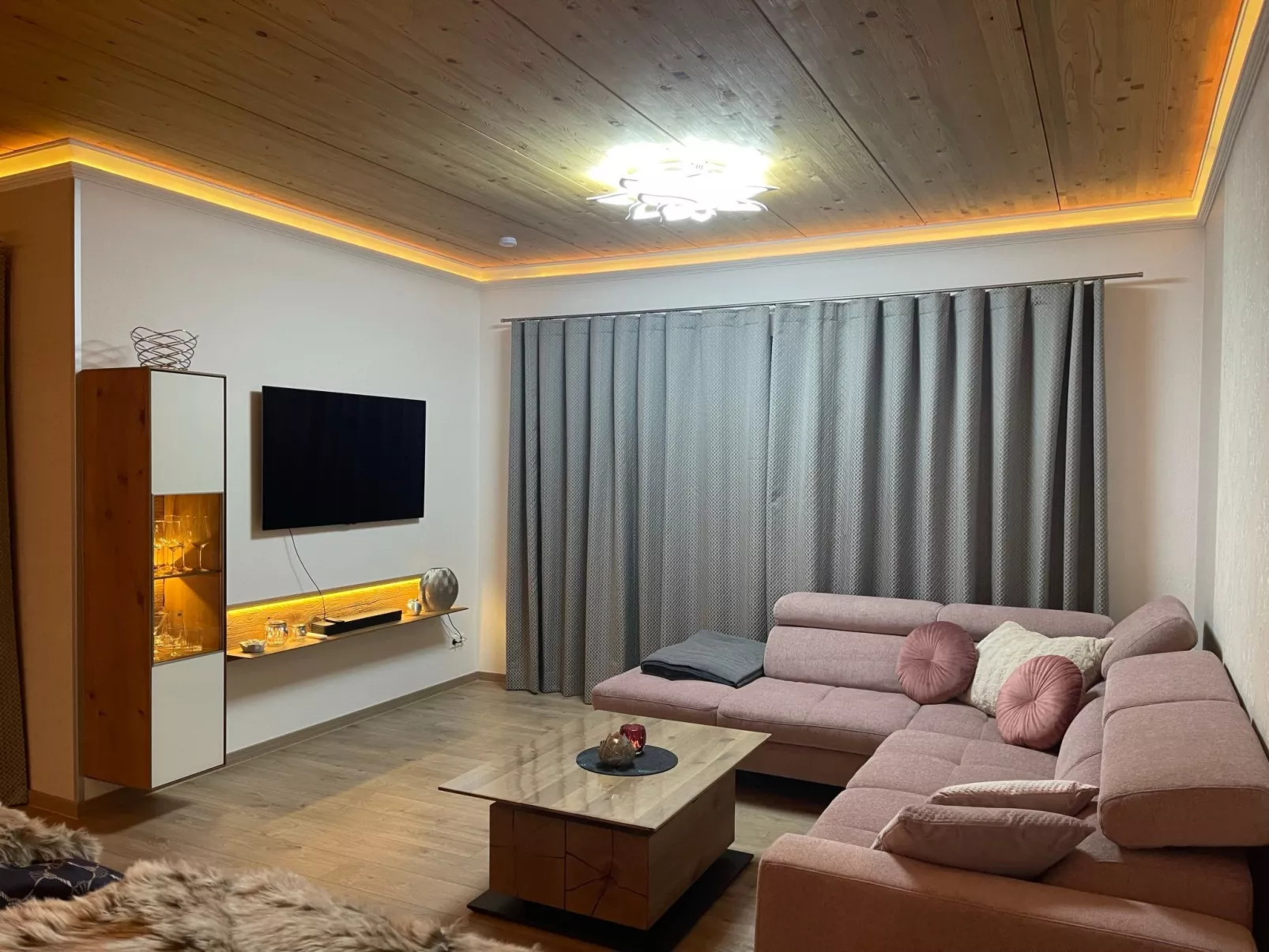 Elegante Ferienwohnung in Hollnich mit Garten