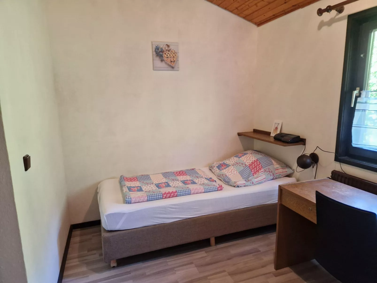 Robinson-Image-tags.info