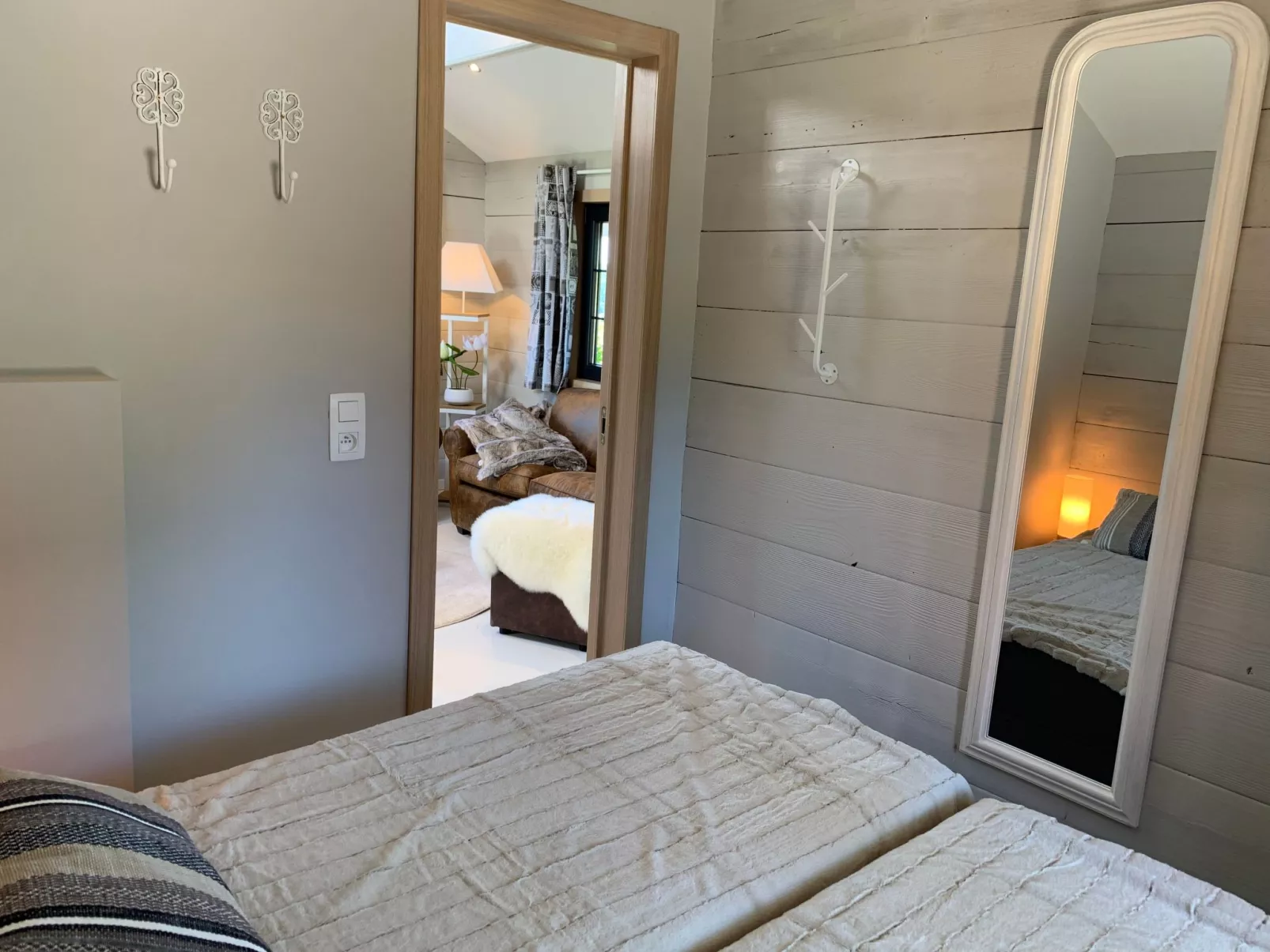 Landhaus mit Hallenbad-Inside