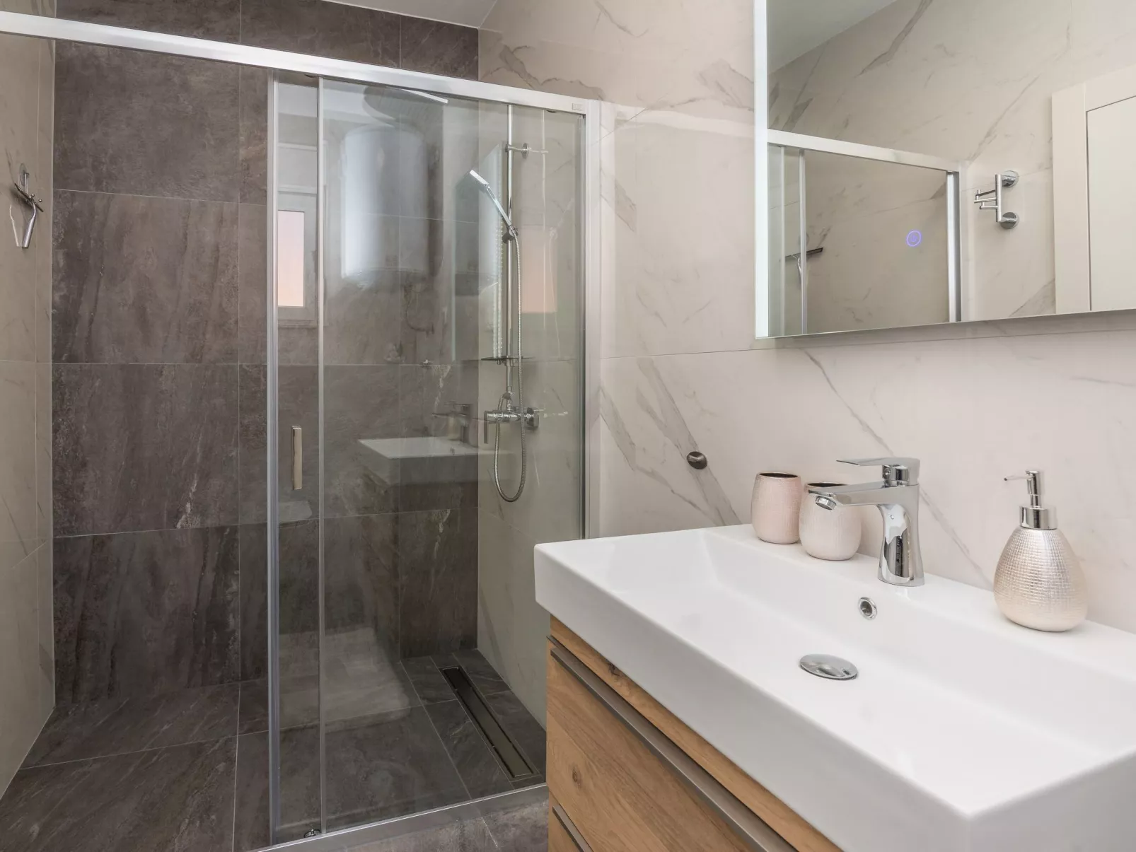 Wohnung mit Meerblick Glamour Vir - Agentur TA Leut-Dedans