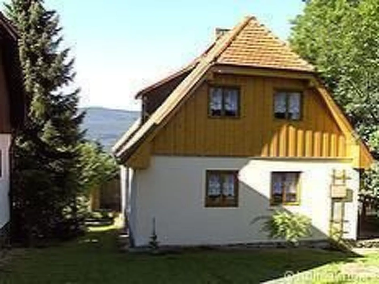 Haus in Kovárov mit Terrasse, Grill und Garten