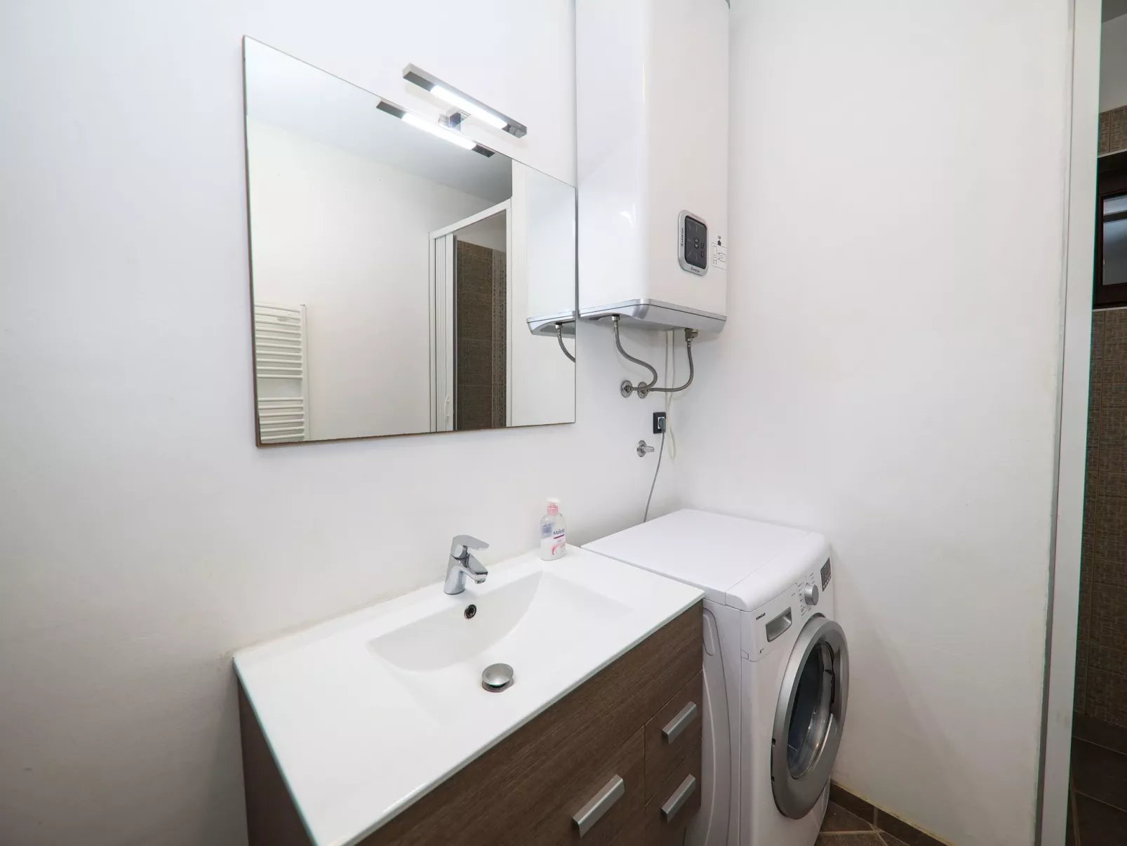 Mit Terrasse-Drinnen