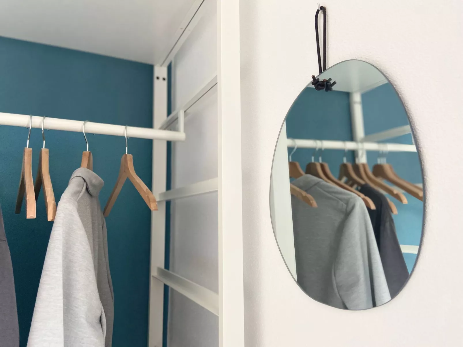 NR. 3 RELAX - APP 4-Inside