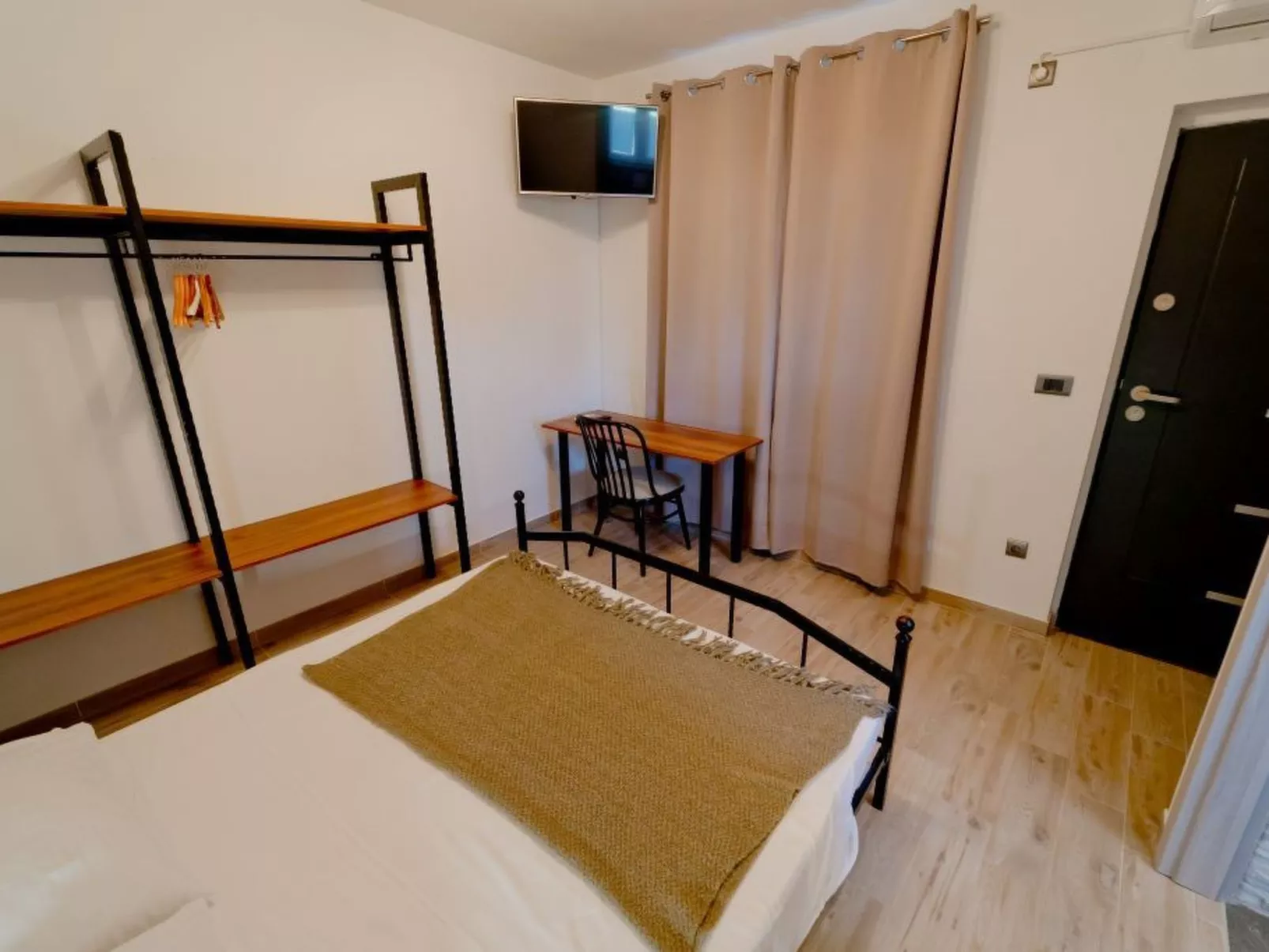 Mit privatem beheiztem Schwimmbad-Dedans