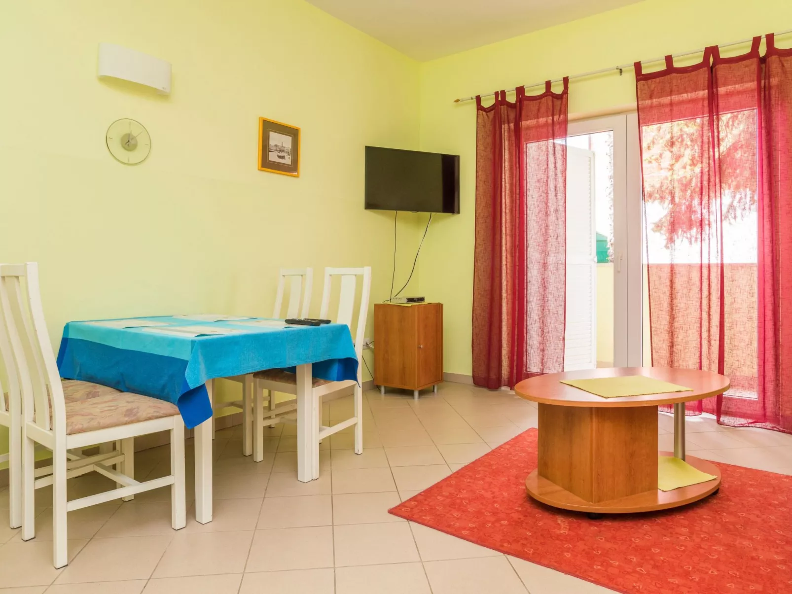 Wohnung "Casa Viktory" mit Balkon