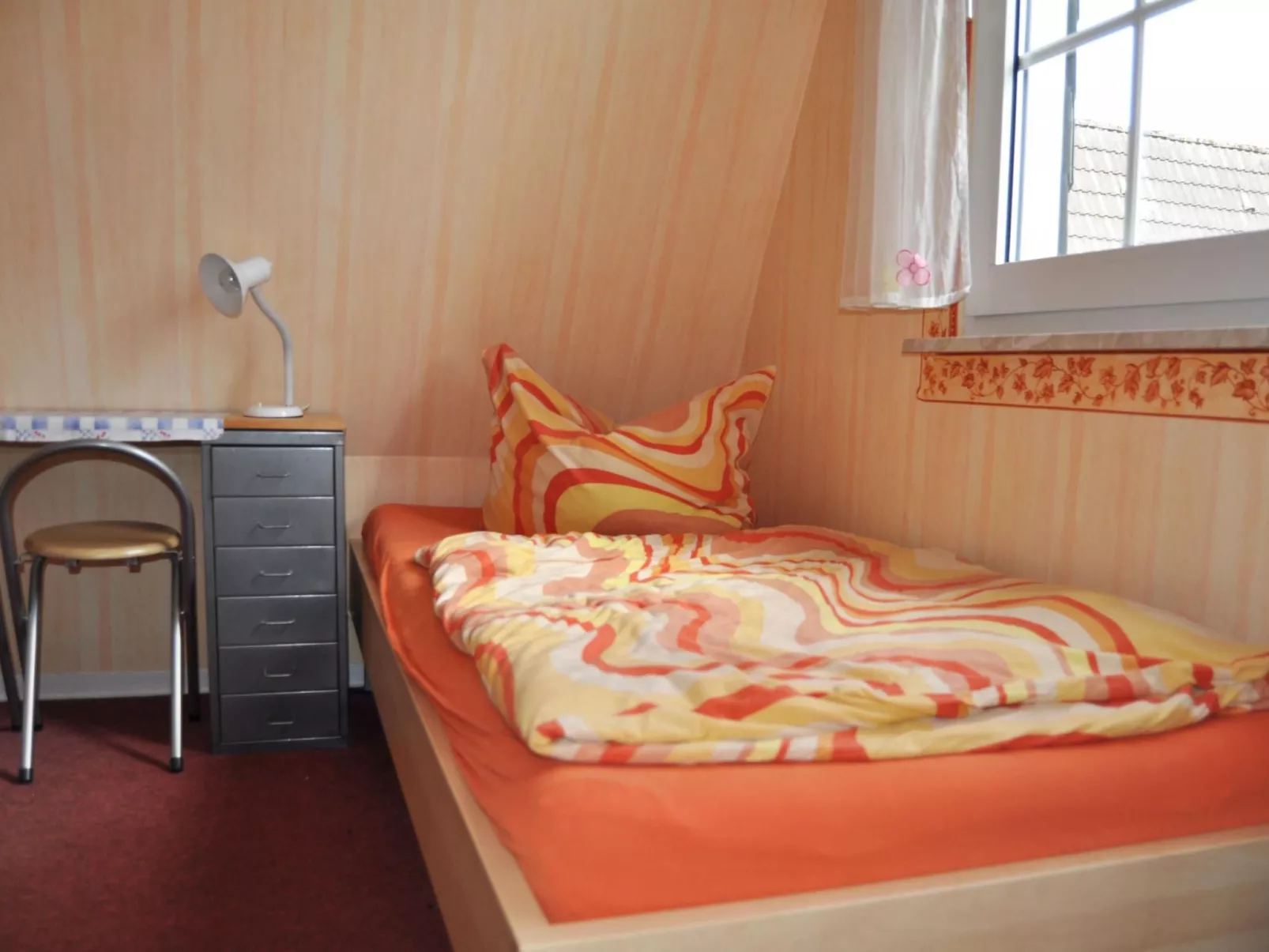 Sonniges Ferienhaus hinter dem Deich