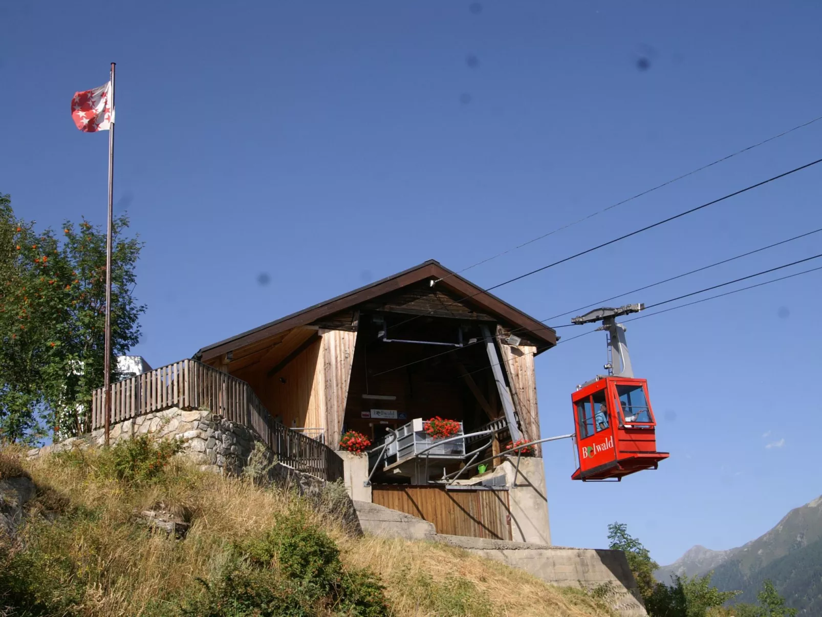 Stadel Sonnet-Outside