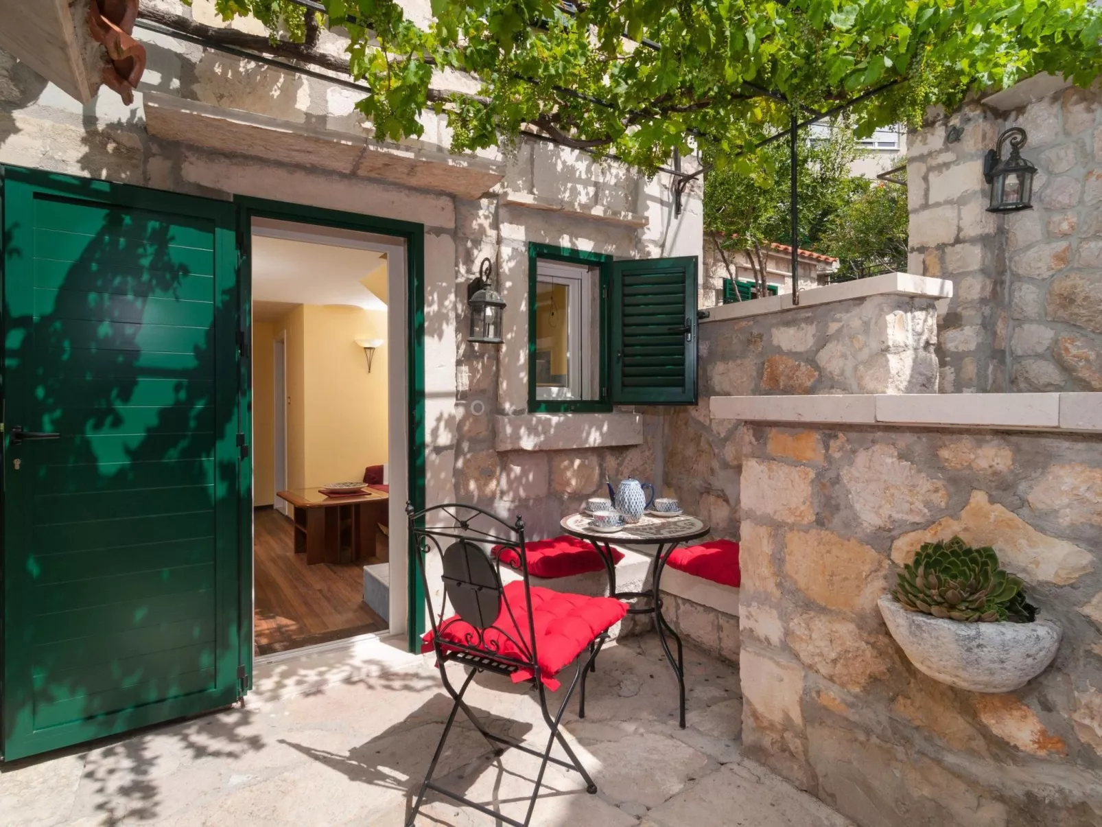 In Omiš mit Privatem Balkon