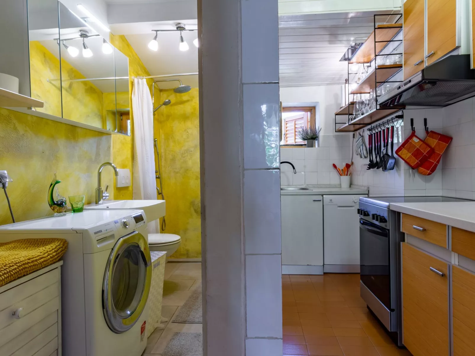 In Jadranovo mit Terrasse und Grill-Drinnen