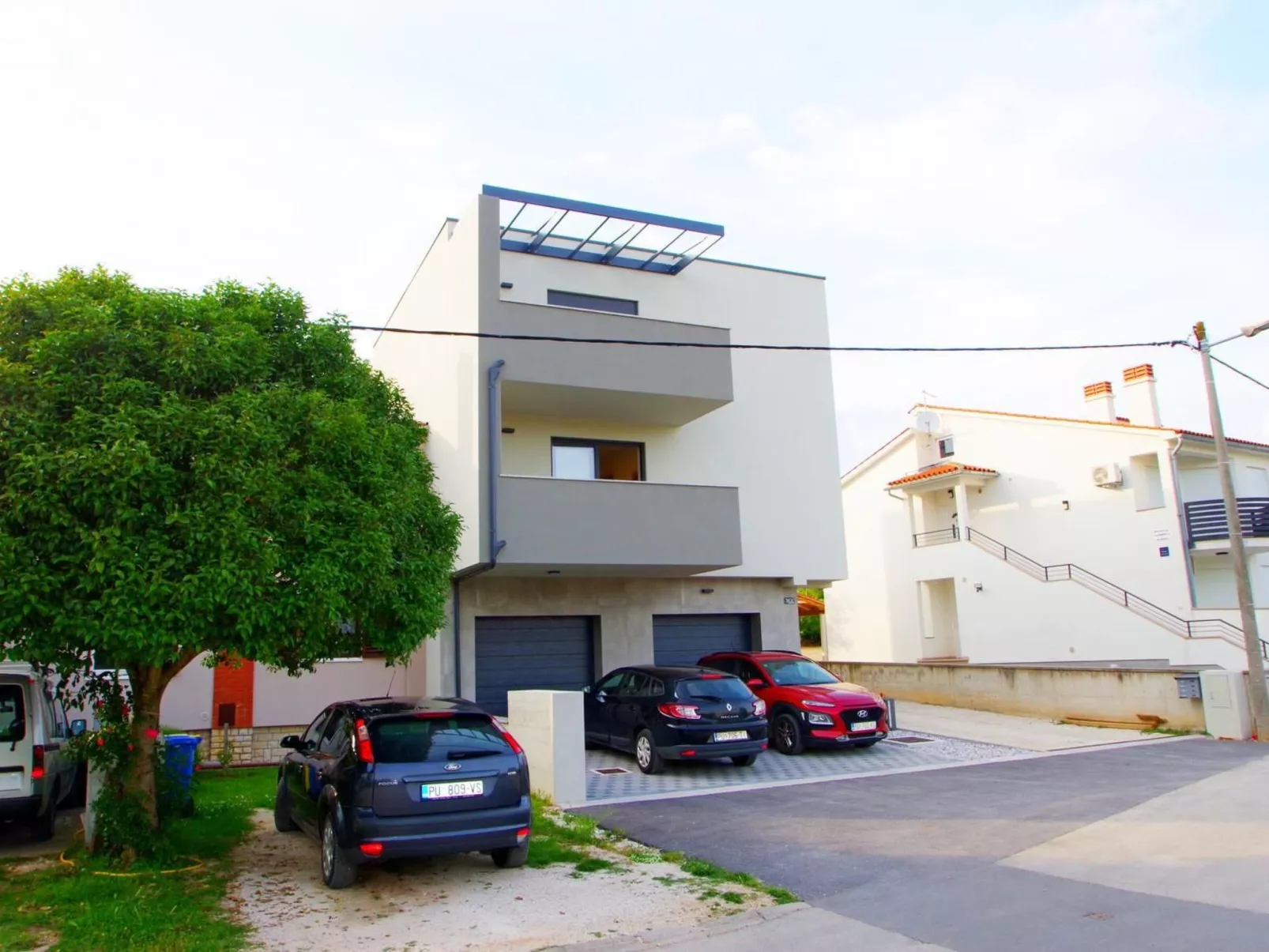 "Cala" mit Balkon-Draußen