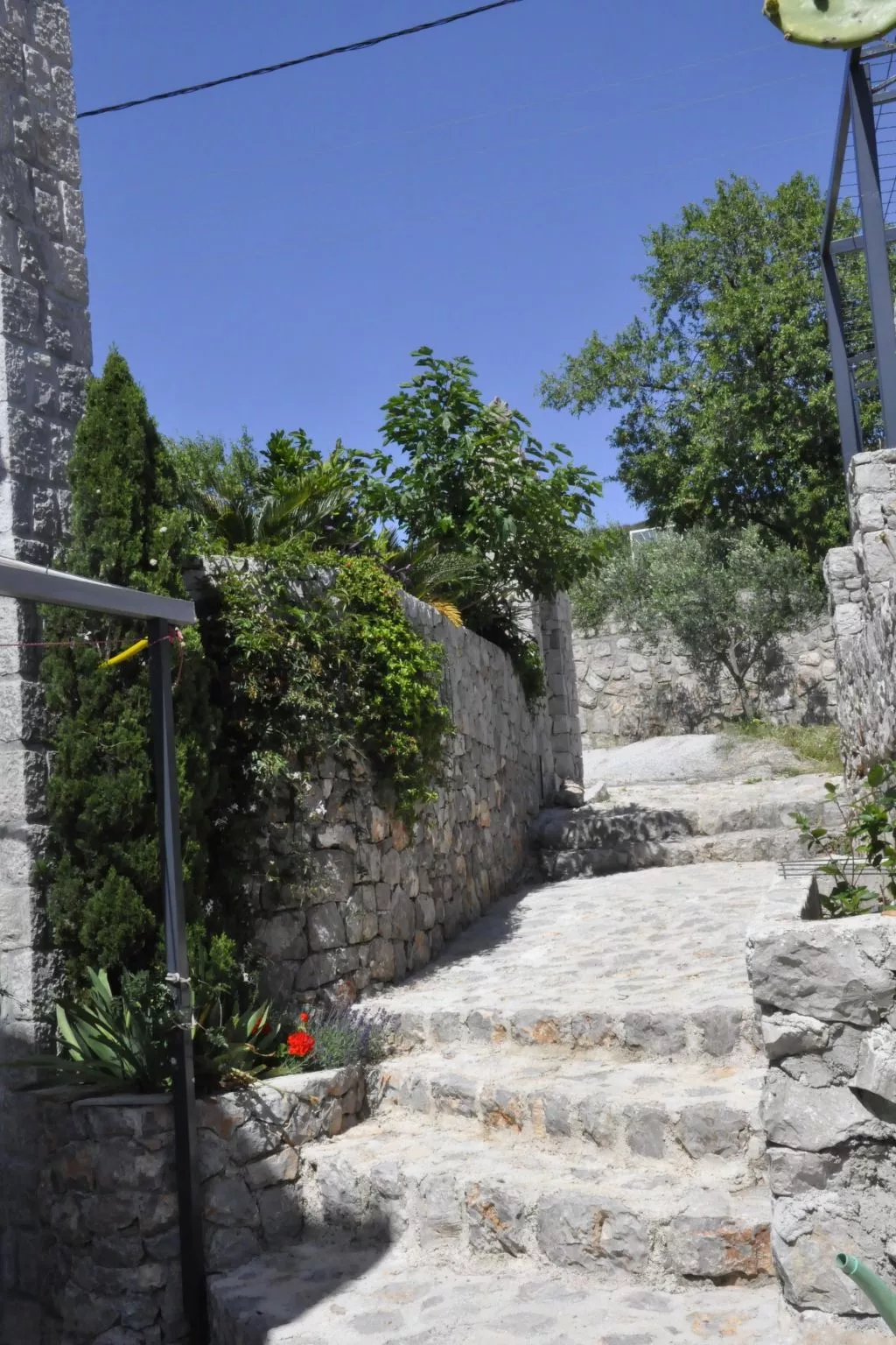 In Zelinika mit Großer Terrasse-Outside